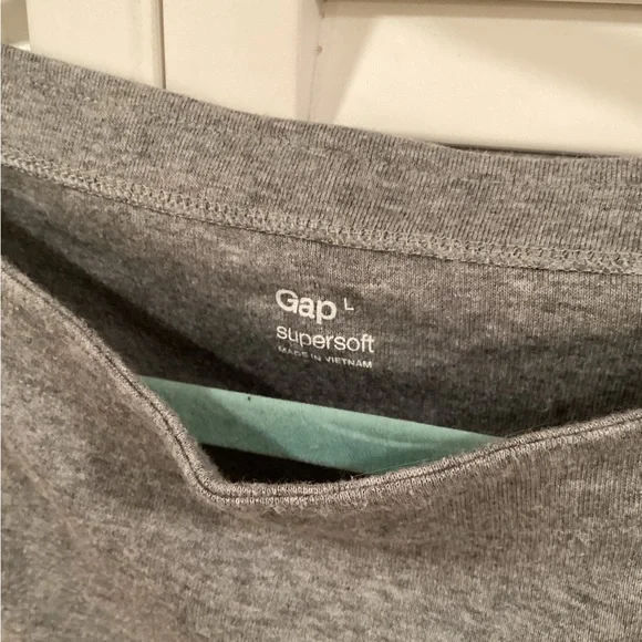 VTG Gap super soft boat neck long sleeve T spring 2011 - Picture 3 of 7